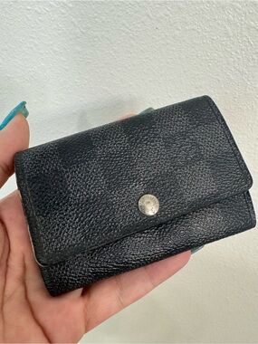 Louis Vuitton Damier graphite Key Holder